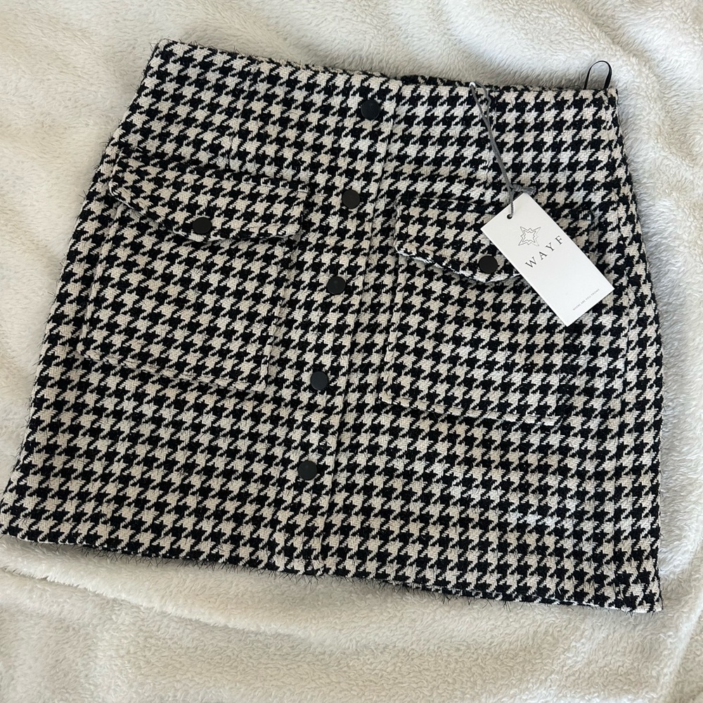 Brand new mini skirt black and white checkered